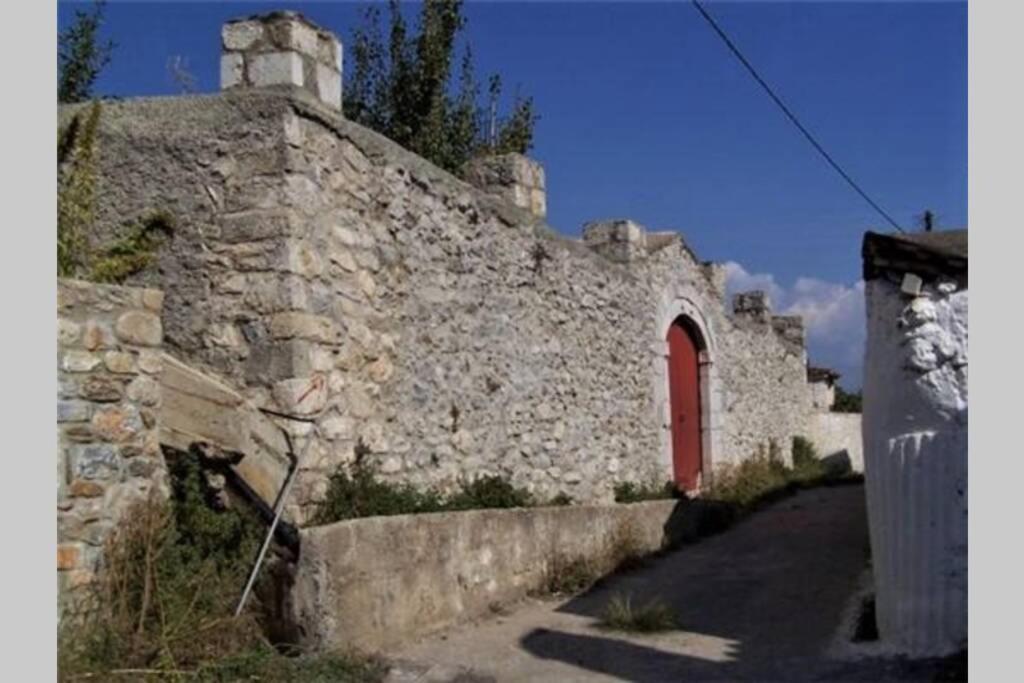 Ανεξαρτητο Studio Στο Ομορφο Καστορειο Kastorion Exterior photo